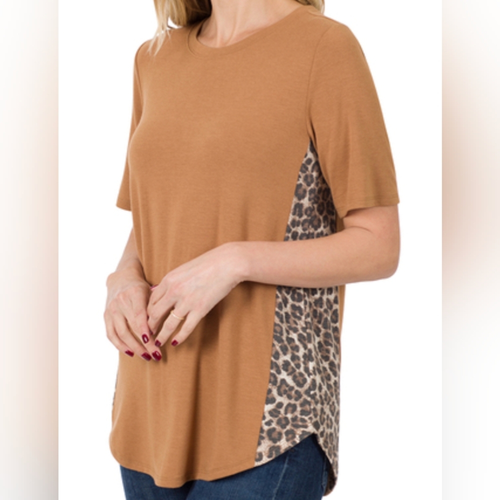 Zenana side panel leopard print top